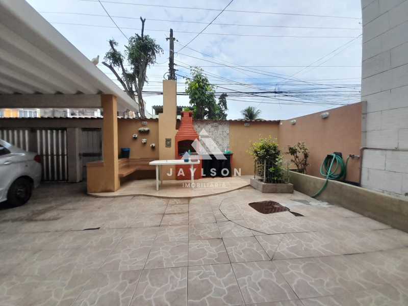 Casa à venda com 4 quartos, 206m² - Foto 6