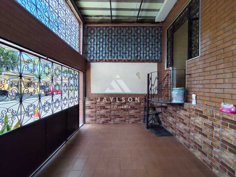 Casa à venda com 5 quartos, 265m² - Foto 3