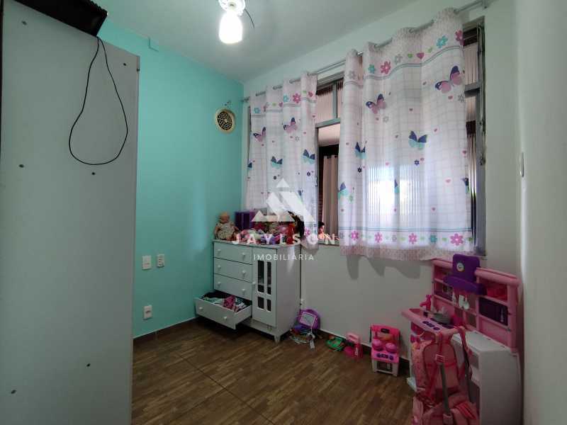 Casa à venda com 5 quartos, 265m² - Foto 18