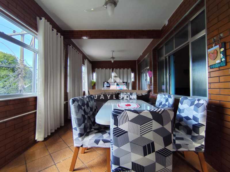 Casa à venda com 5 quartos, 265m² - Foto 20