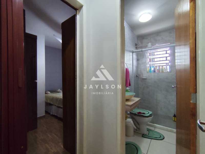 Casa à venda com 5 quartos, 265m² - Foto 28