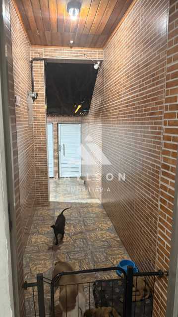 Casa à venda com 2 quartos, 125m² - Foto 17