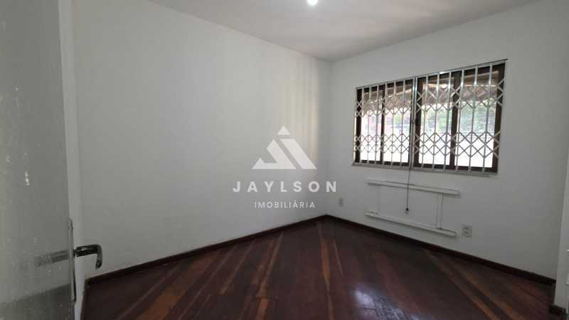 Apartamento à venda com 2 quartos, 85m² - Foto 9