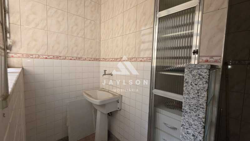Apartamento à venda com 2 quartos, 85m² - Foto 13