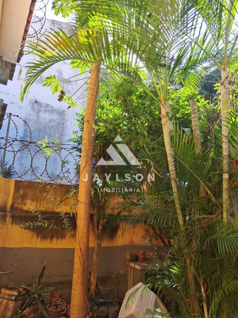 Casa à venda com 3 quartos, 234m² - Foto 29