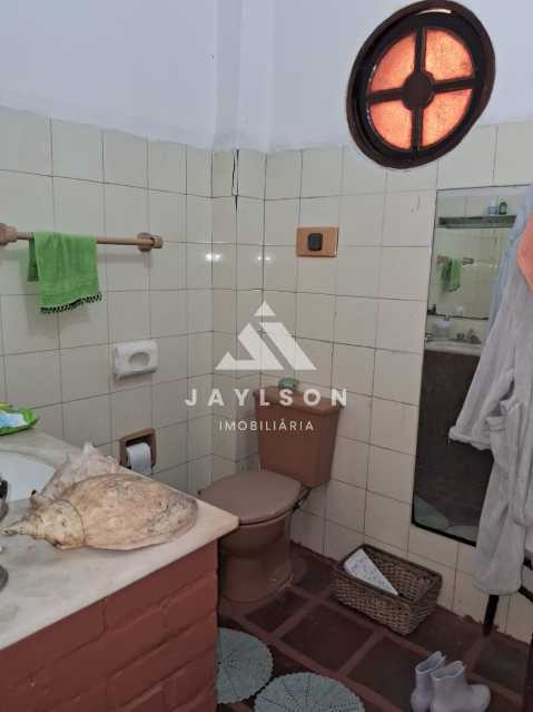 Casa à venda com 3 quartos, 234m² - Foto 18