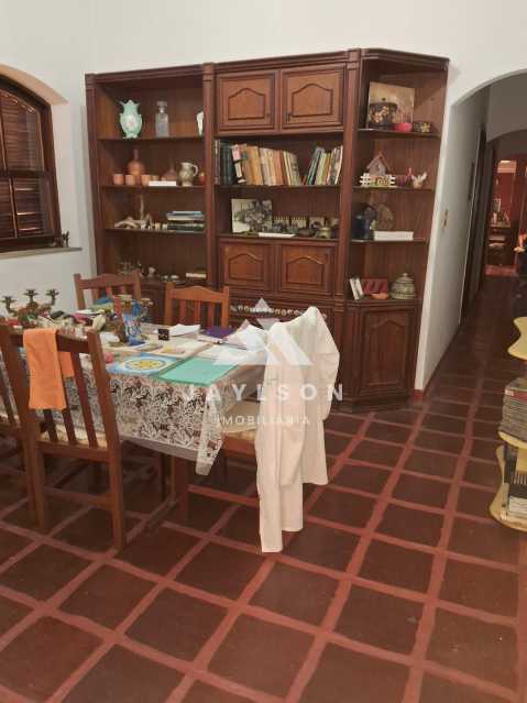 Casa à venda com 3 quartos, 234m² - Foto 7