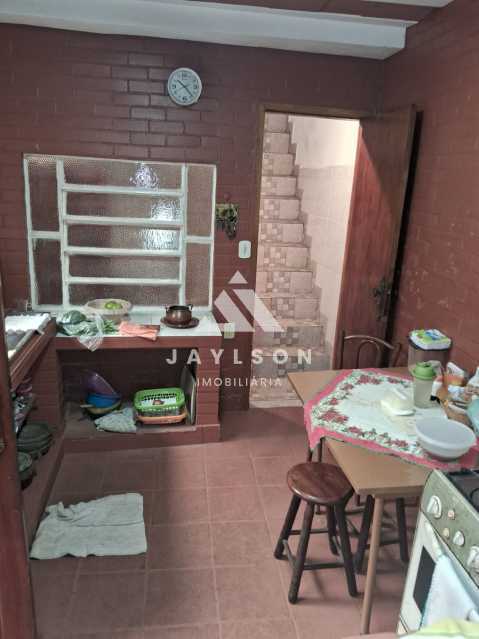 Casa à venda com 3 quartos, 234m² - Foto 17