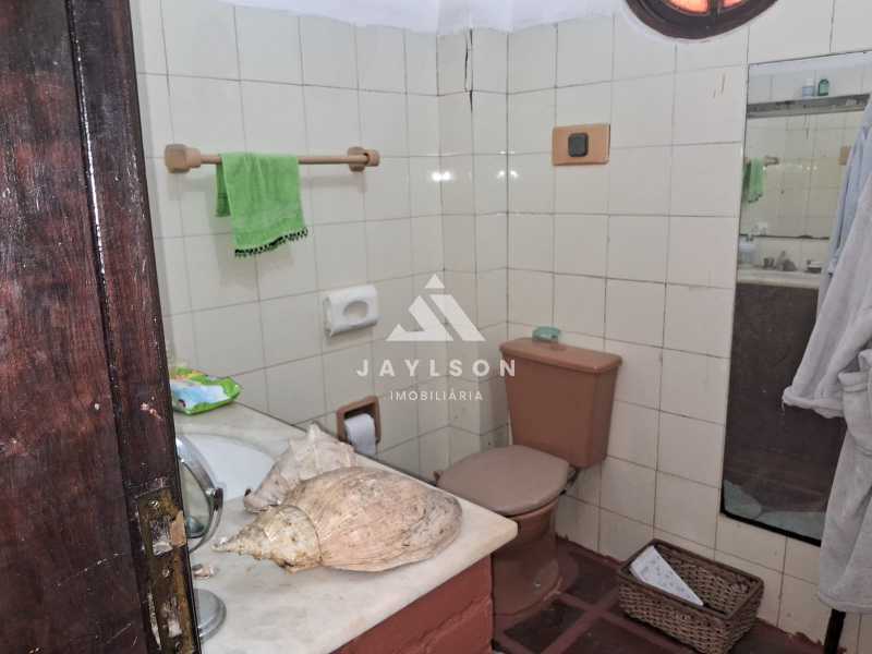 Casa à venda com 3 quartos, 234m² - Foto 20