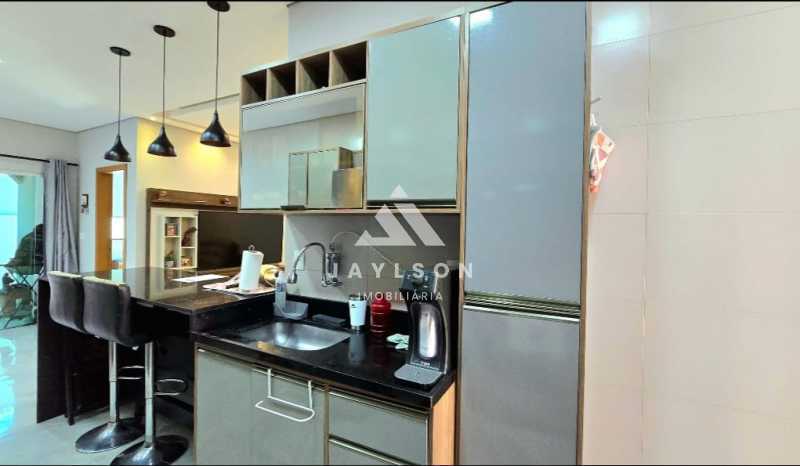 Casa à venda com 2 quartos, 90m² - Foto 14