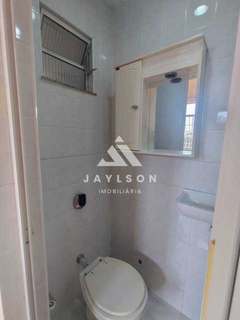 Apartamento à venda com 2 quartos, 75m² - Foto 19