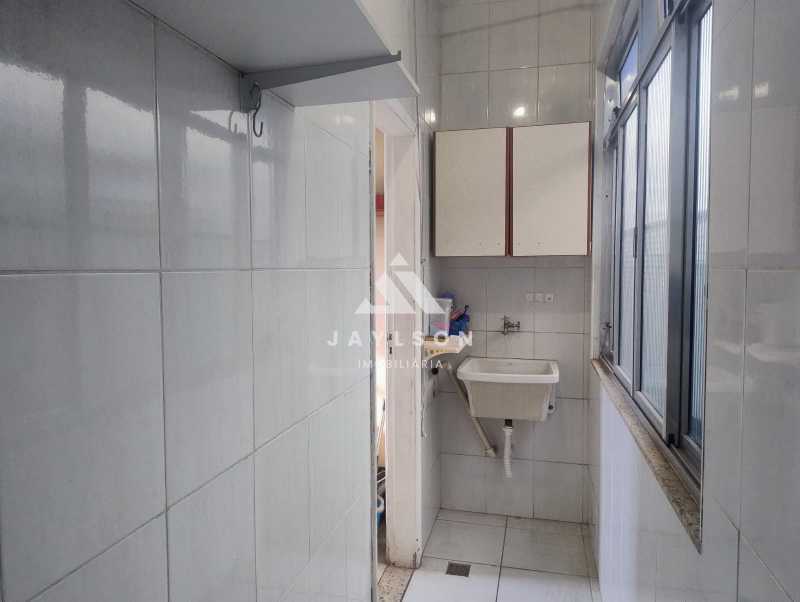Apartamento à venda com 2 quartos, 75m² - Foto 22