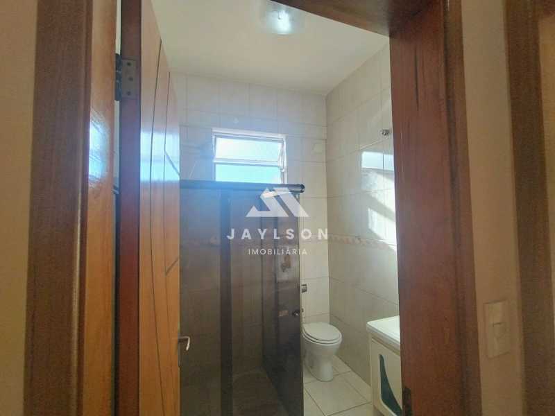 Apartamento à venda com 2 quartos, 75m² - Foto 16