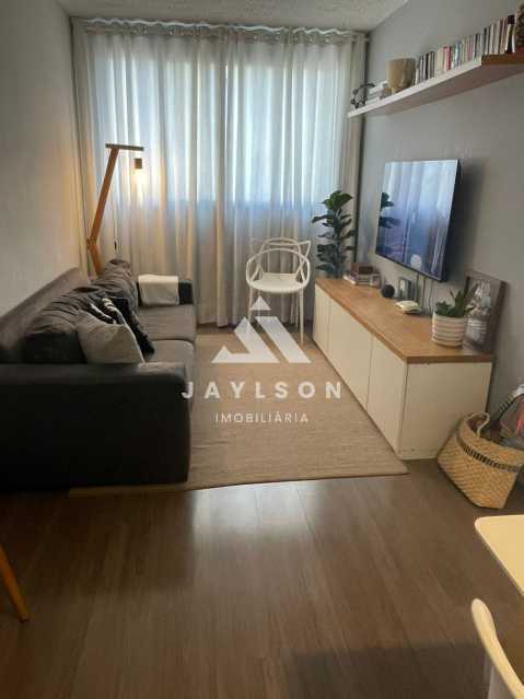 Apartamento à venda com 2 quartos, 53m² - Foto 14