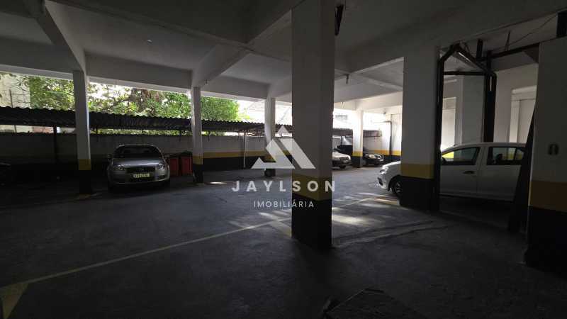 Apartamento à venda com 2 quartos, 60m² - Foto 18