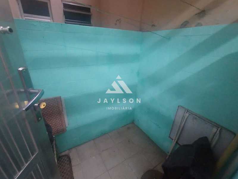 Apartamento à venda com 2 quartos, 60m² - Foto 20