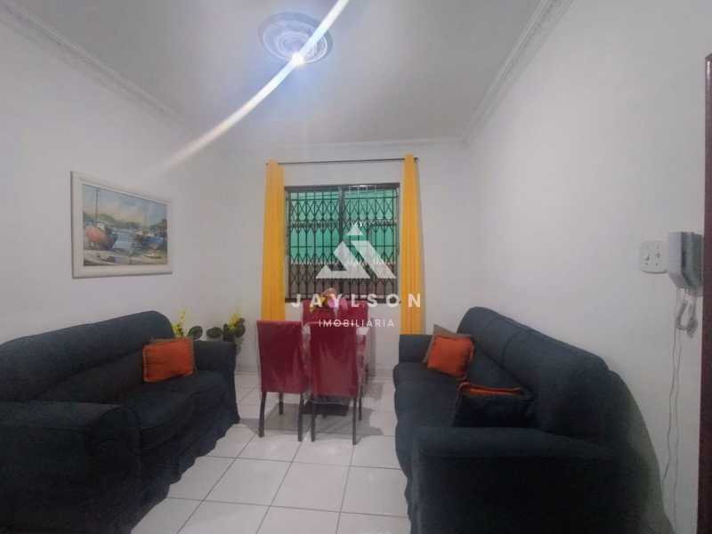 Apartamento à venda com 2 quartos, 60m² - Foto 1