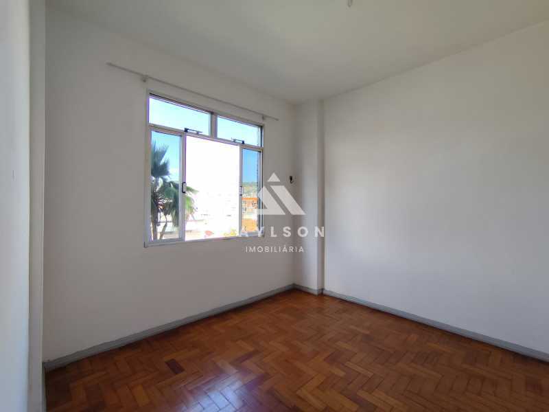Apartamento para alugar com 2 quartos, 60m² - Foto 10
