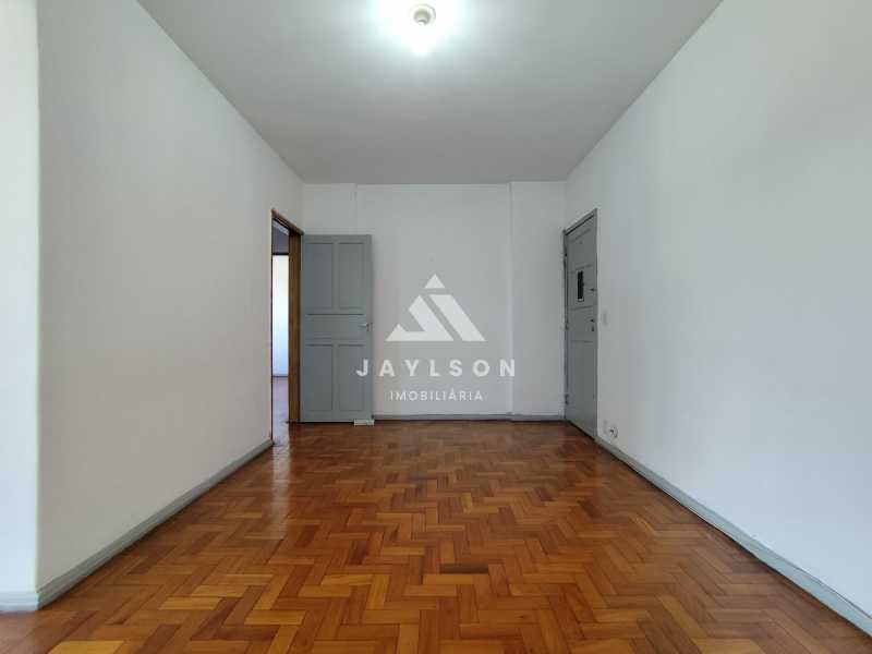 Apartamento para alugar com 2 quartos, 60m² - Foto 23
