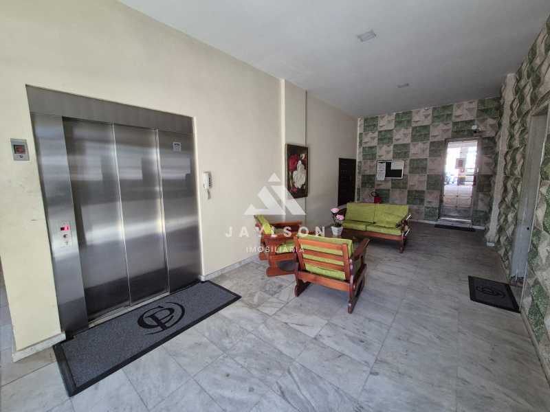 Apartamento à venda com 2 quartos, 91m² - Foto 4
