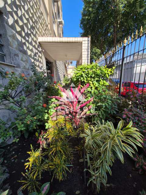 Apartamento à venda com 2 quartos, 91m² - Foto 3