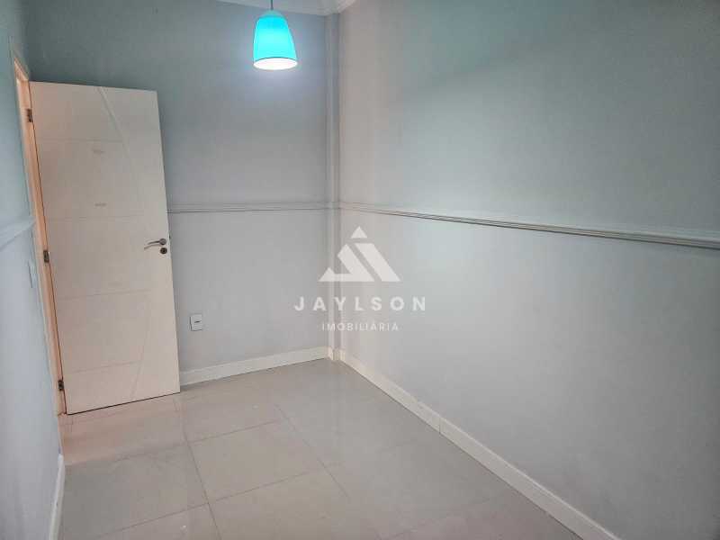 Apartamento à venda com 2 quartos, 60m² - Foto 12