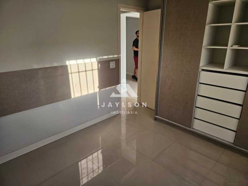 Apartamento à venda com 2 quartos, 60m² - Foto 19