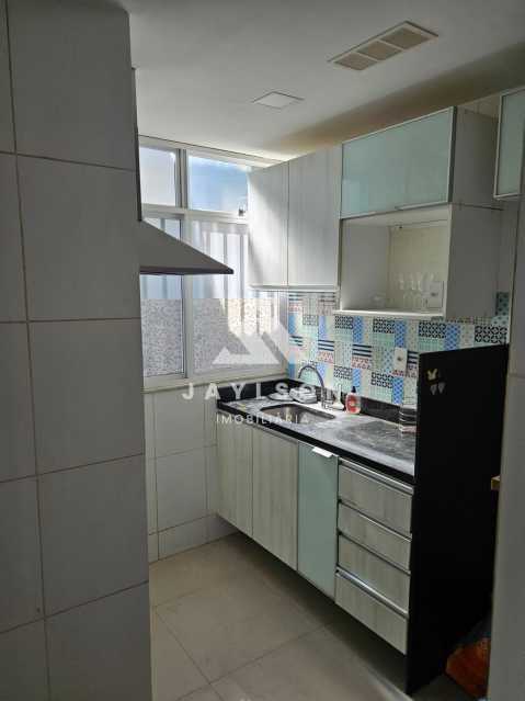Apartamento à venda com 2 quartos, 60m² - Foto 22