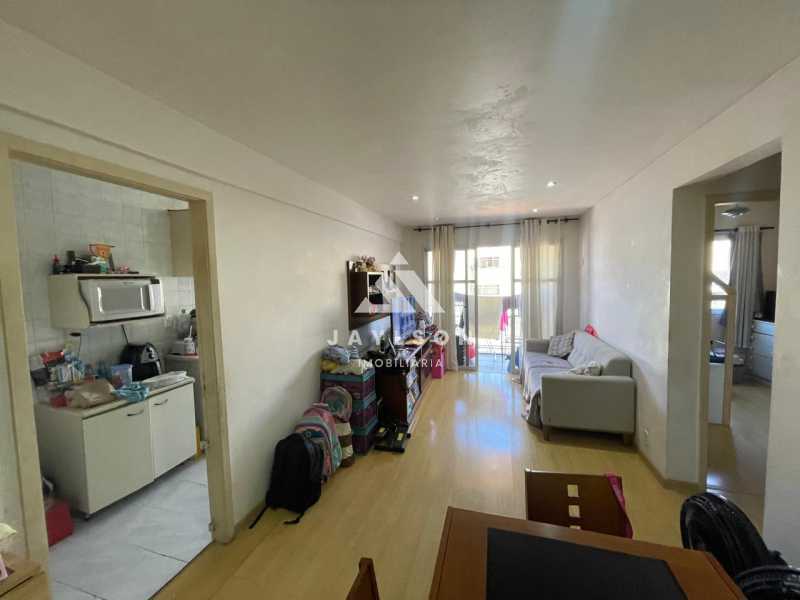 Apartamento à venda com 2 quartos, 69m² - Foto 1