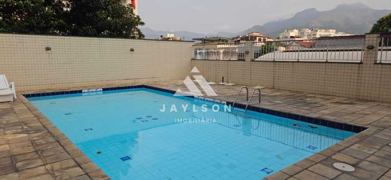 Apartamento à venda com 2 quartos, 69m² - Foto 24