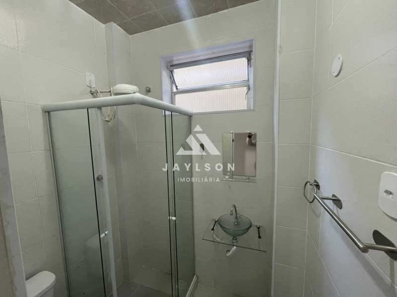 Apartamento à venda e aluguel com 2 quartos, 76m² - Foto 10