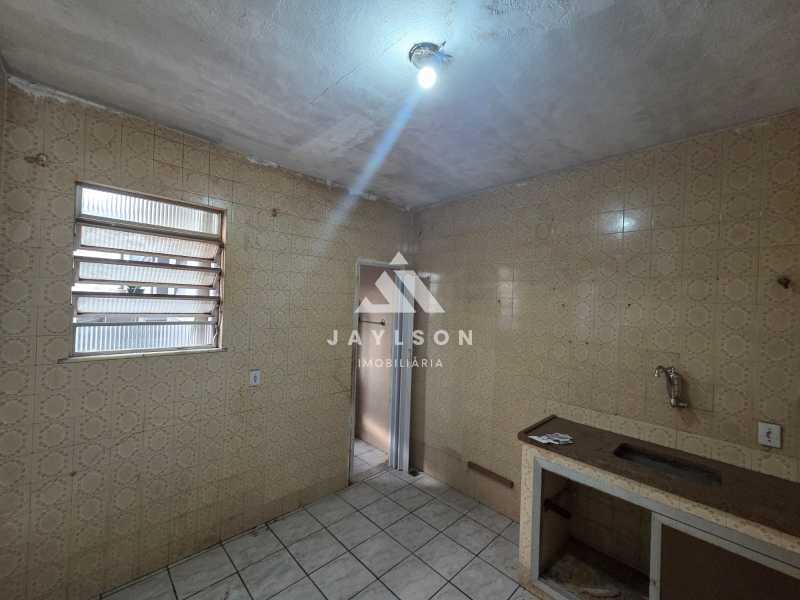 Casa de Vila à venda com 3 quartos, 90m² - Foto 13