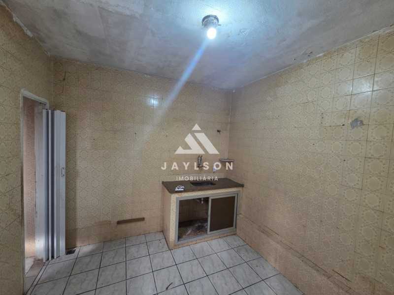 Casa de Vila à venda com 3 quartos, 90m² - Foto 14