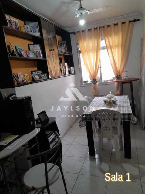 Apartamento à venda com 2 quartos, 62m² - Foto 4