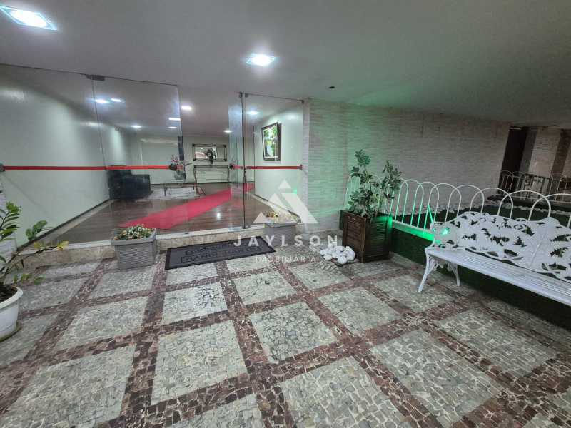Apartamento à venda com 3 quartos, 73m² - Foto 1