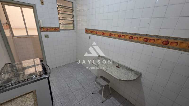 Apartamento à venda com 1 quarto, 50m² - Foto 14