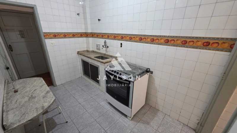 Apartamento à venda com 1 quarto, 50m² - Foto 15