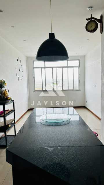 Apartamento à venda com 2 quartos, 48m² - Foto 2