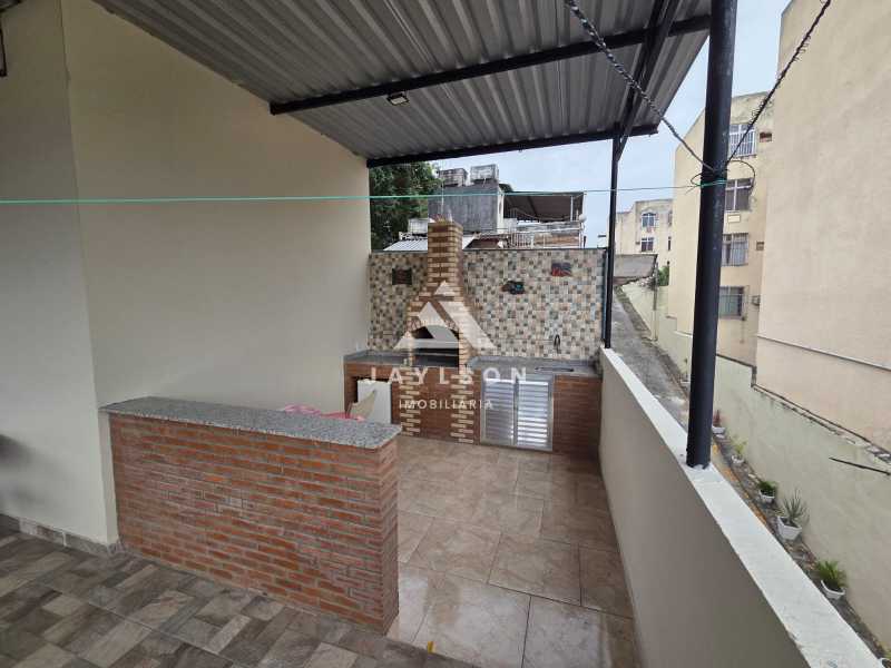 Apartamento à venda com 2 quartos, 80m² - Foto 28
