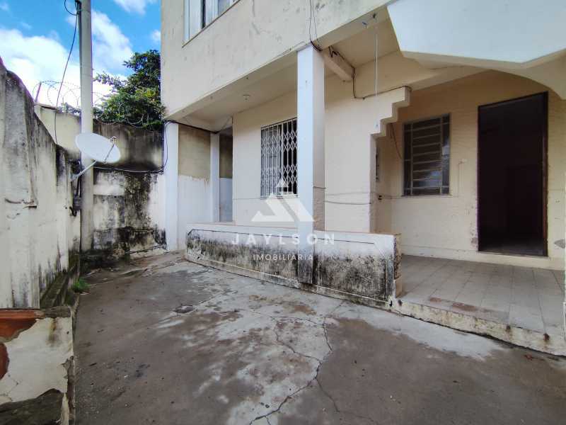 Casa para alugar com 2 quartos, 70m² - Foto 2
