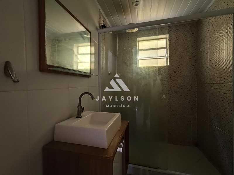 Casa para alugar com 2 quartos, 70m² - Foto 12