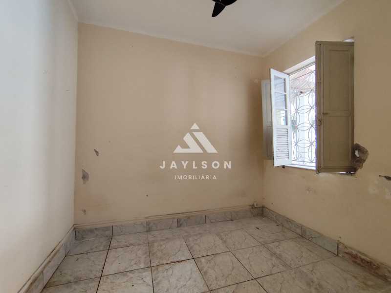 Casa para alugar com 2 quartos, 70m² - Foto 16