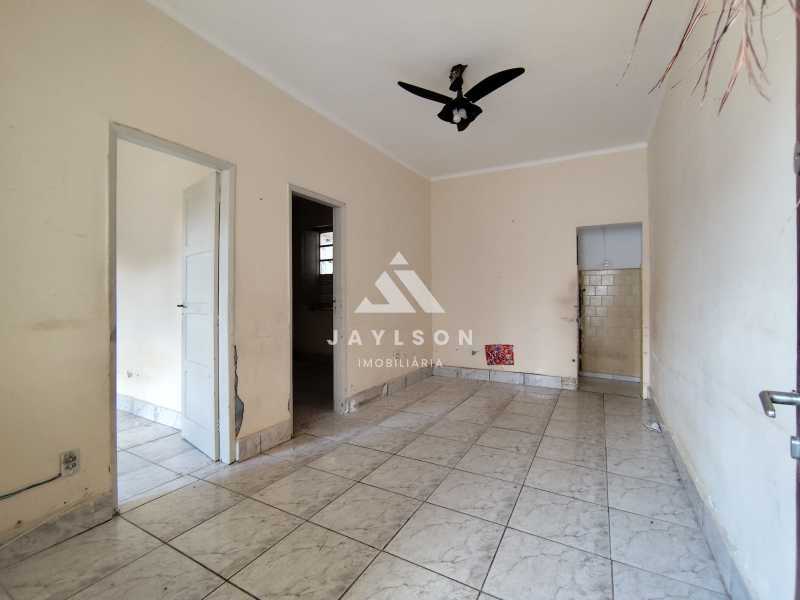 Casa para alugar com 2 quartos, 70m² - Foto 22