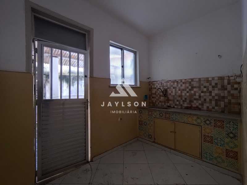 Casa para alugar com 2 quartos, 70m² - Foto 14