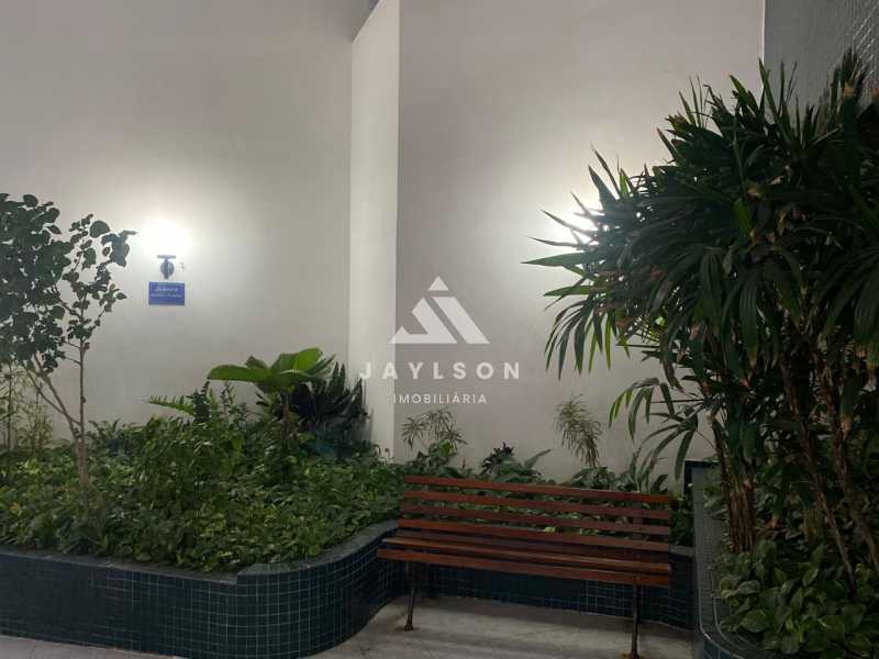 Apartamento à venda com 2 quartos, 189m² - Foto 25