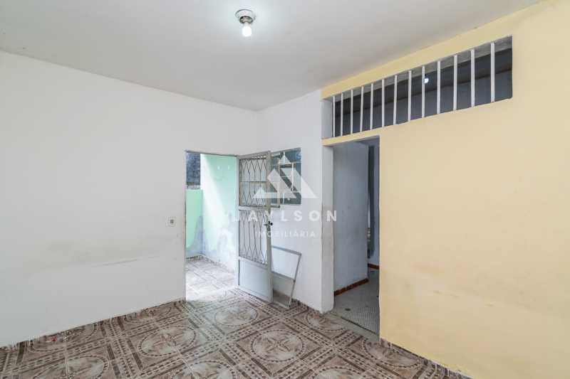 Casa à venda com 5 quartos, 163m² - Foto 14