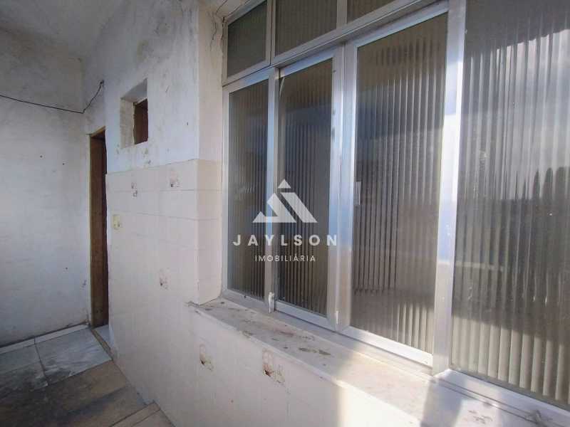 Apartamento à venda com 2 quartos, 60m² - Foto 6