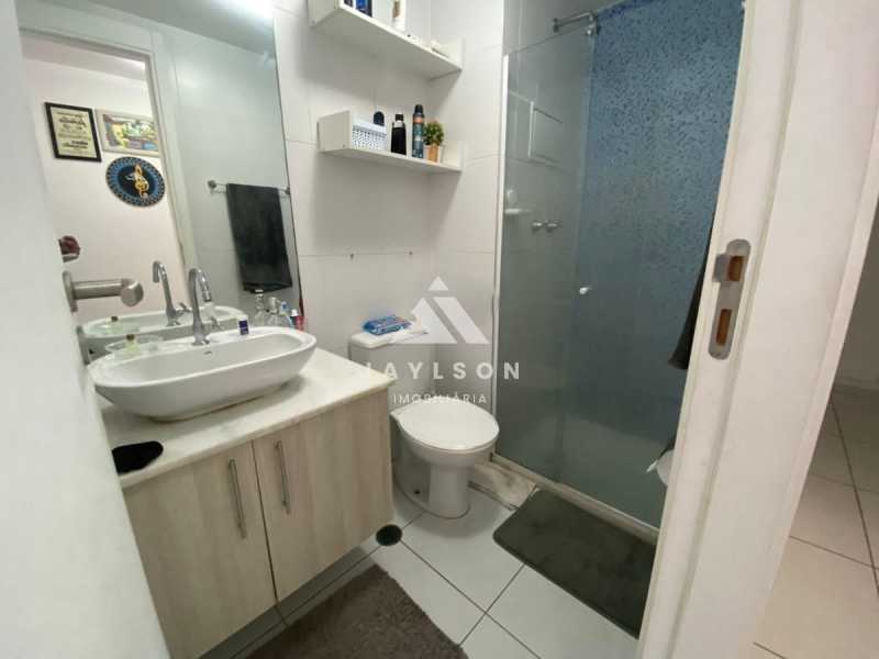 Apartamento à venda com 2 quartos, 57m² - Foto 17