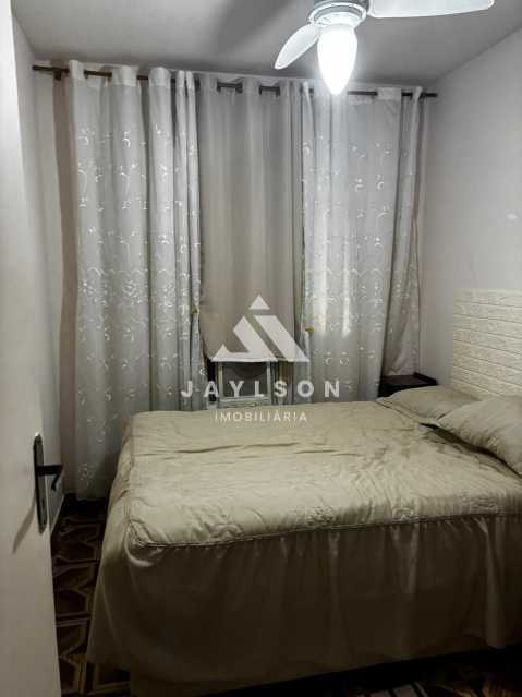 Apartamento à venda com 2 quartos, 75m² - Foto 4
