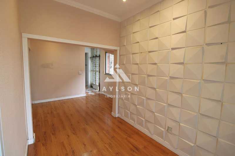 Apartamento à venda com 2 quartos, 74m² - Foto 4